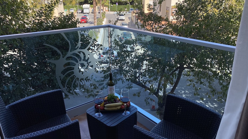 Standard Double or Twin Room, Balcony, City View - Photo 8