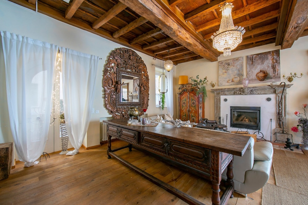 Family Apartment, 1 Double Bed With Sofa Bed, Garden Area (Palazzo Dei Ulivi - Rosmarino) photo 1