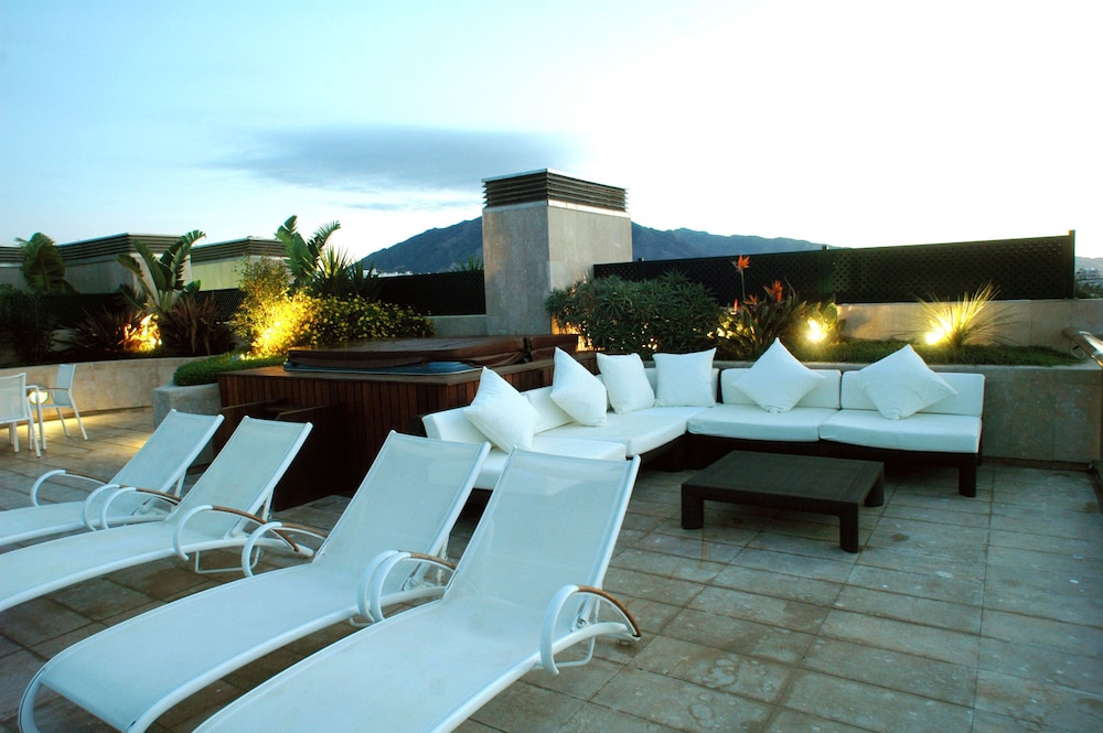 Junior Suite, Sea View (Deluxe) - Photo 8