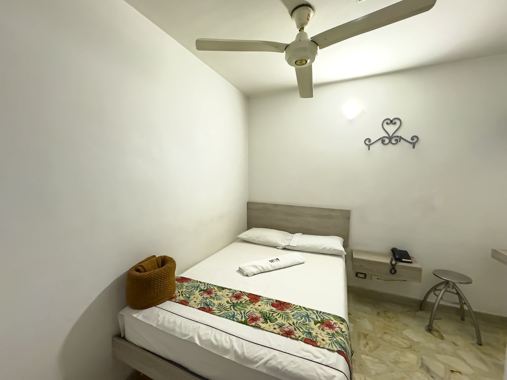 Standard Double Room - Photo 1