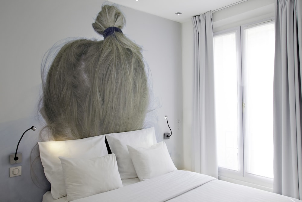 Single Room (White) photo 1