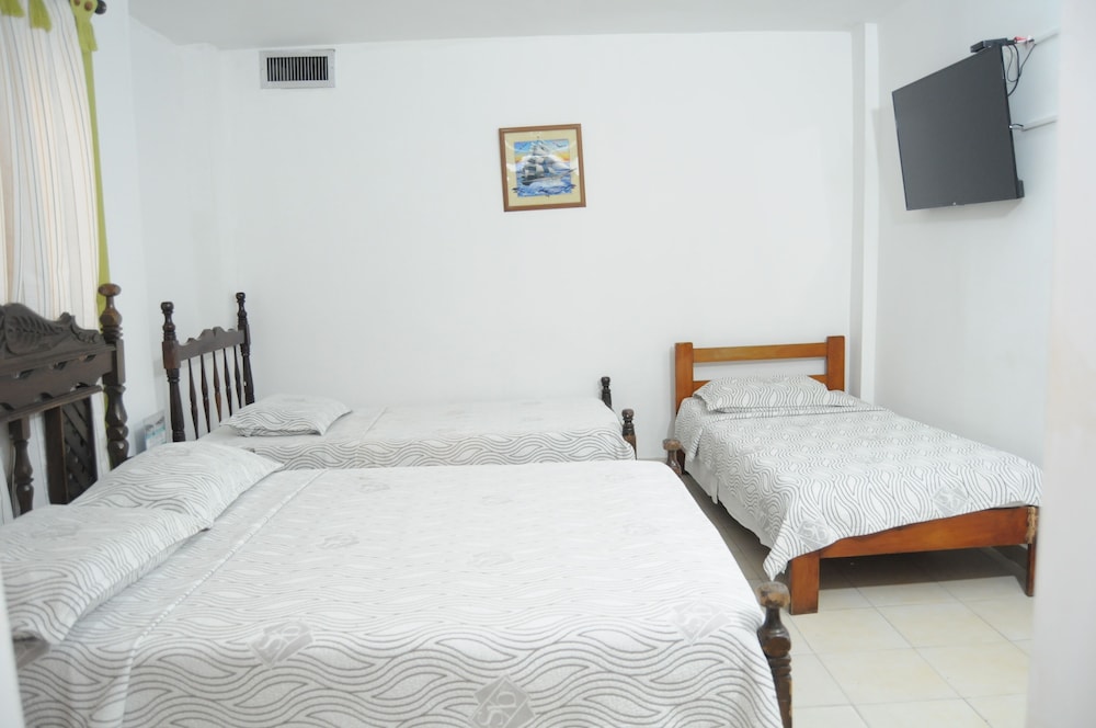 Habitación Cuádruple - Photo 2