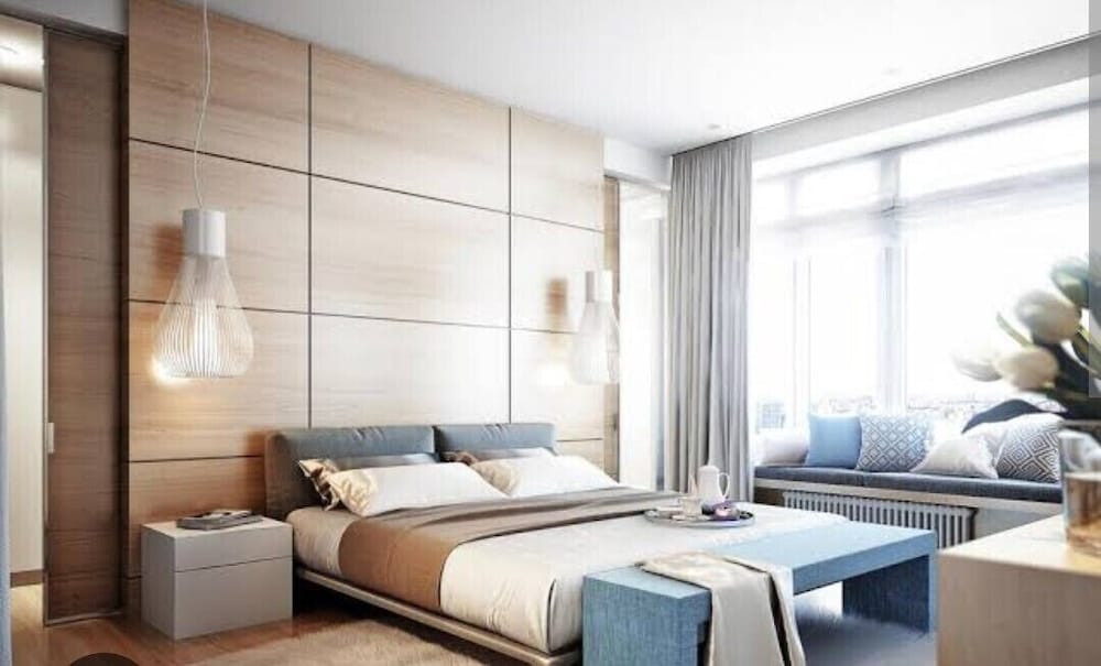 Room, City View