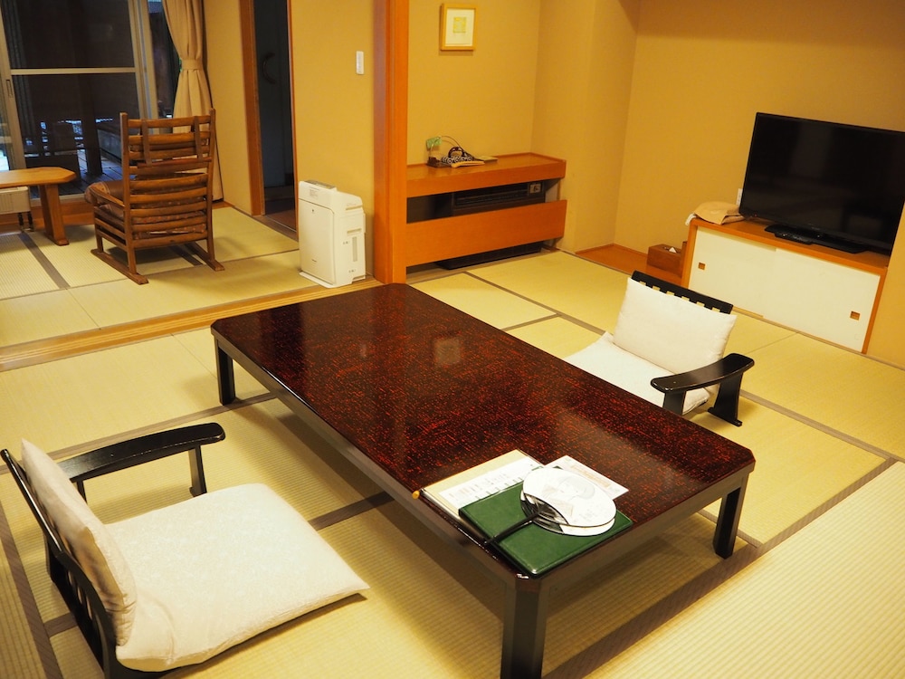 Deluxe Japanese Style Room, with Open Air Bath photo 3