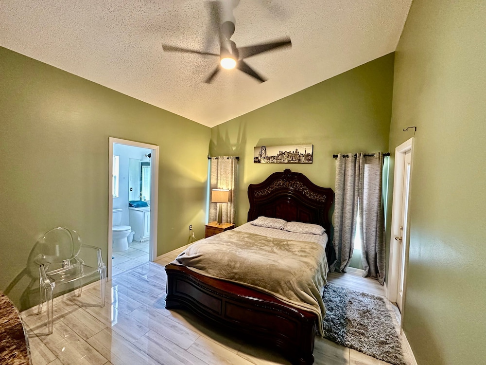 Residential Westbury 4BR Pool Home Near Disney Parks, Bilde 10