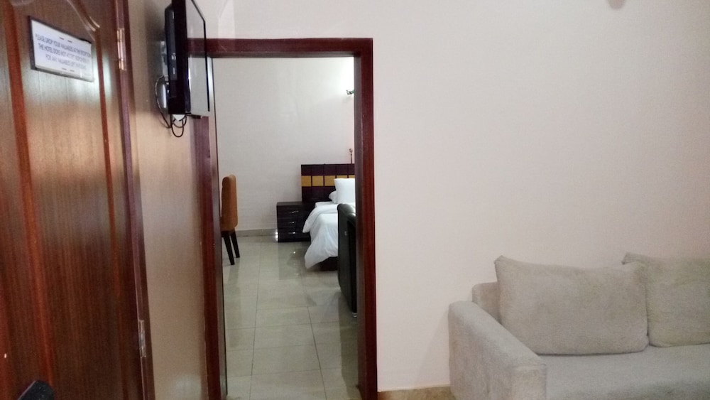 Family Suite, 2 Bedrooms, Garden View (Continental ) photo 3