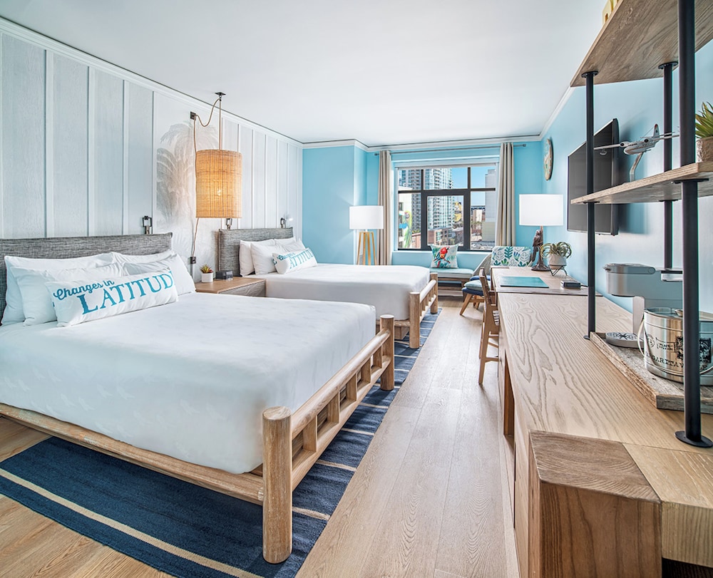 Standard Room, 2 Queen Beds, Accessible - Photo 1