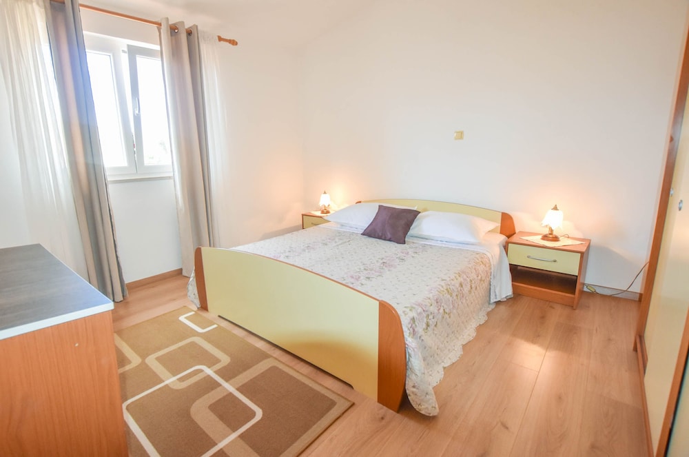 Apartment (A3)