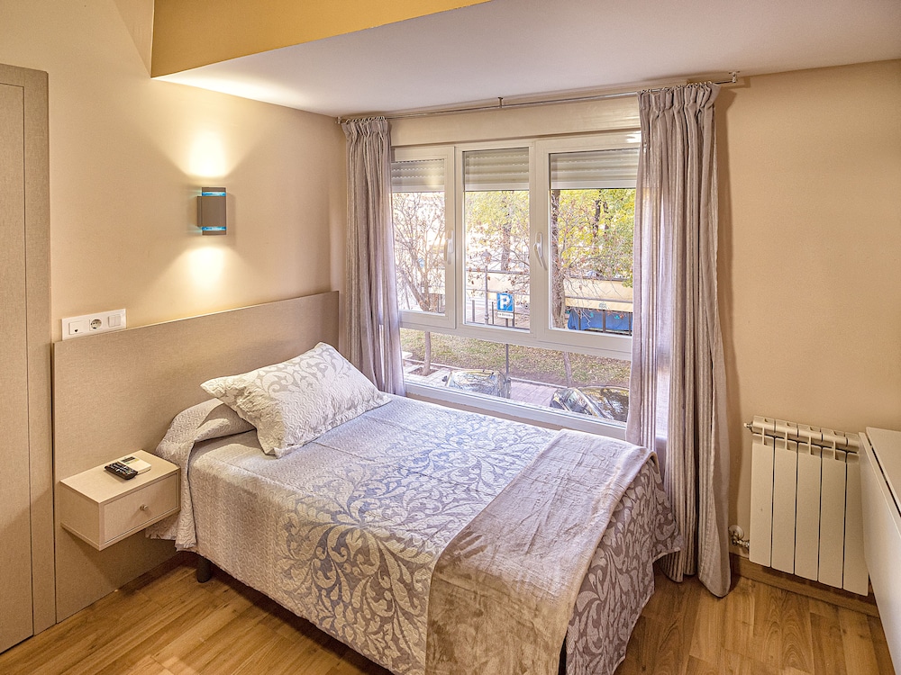 Single Room photo 3