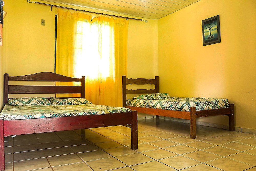 Standard Triple Room, Multiple Beds, Smoking, Garden View photo 1