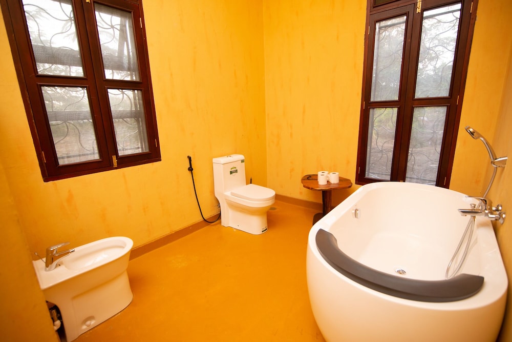 Premium Cottage, Balcony, Lake View photo 2