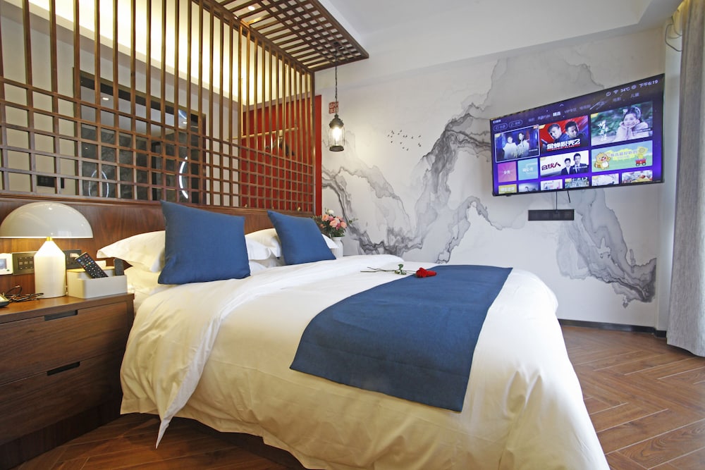 Deluxe Double Room photo 2