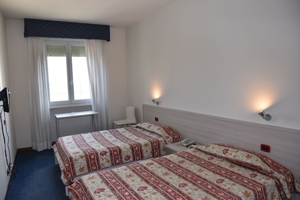 Double Room, 1 Bedroom photo 3