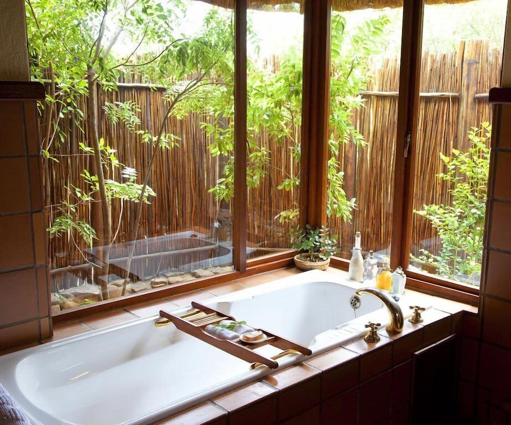 Luxury King Chalet 1 photo 2