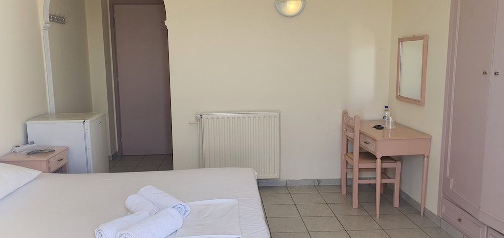 Double or Twin Room, Sea View photo 2