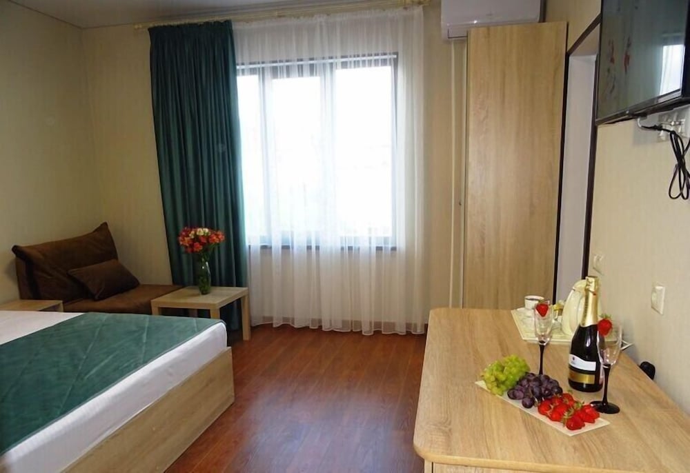 Suite, Balcony (Quadruple) photo 2
