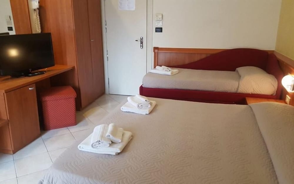 Basic Quadruple Room