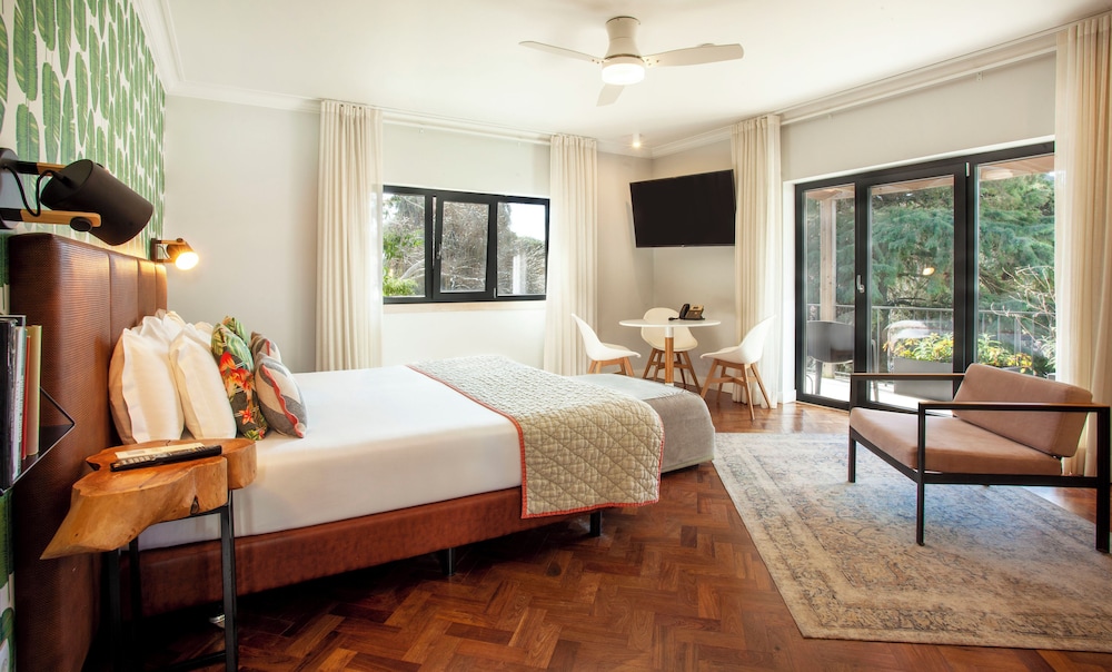 Suite with Balcony and Kitchenette photo 3