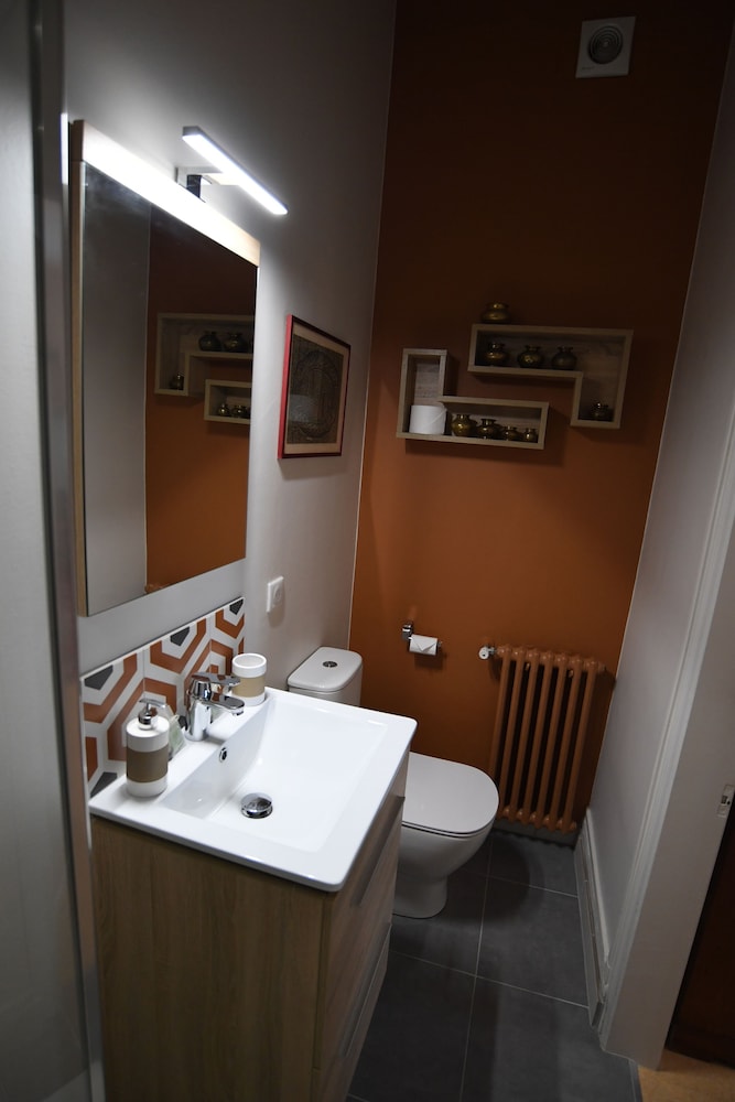 Deluxe Double Room, Ensuite (Bombay) photo 2