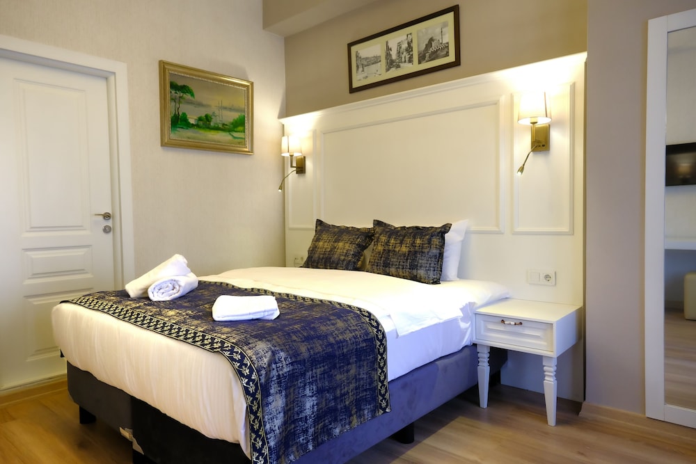 Economy Double Room photo 1