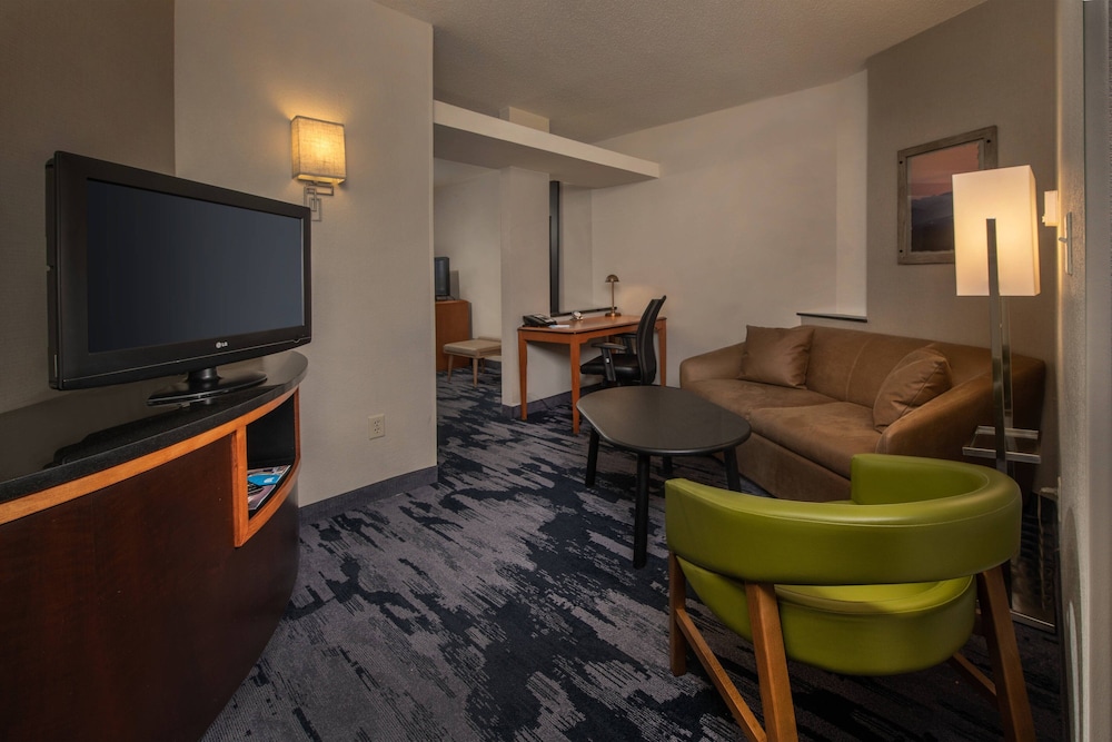 Studio, Multiple Beds, City View