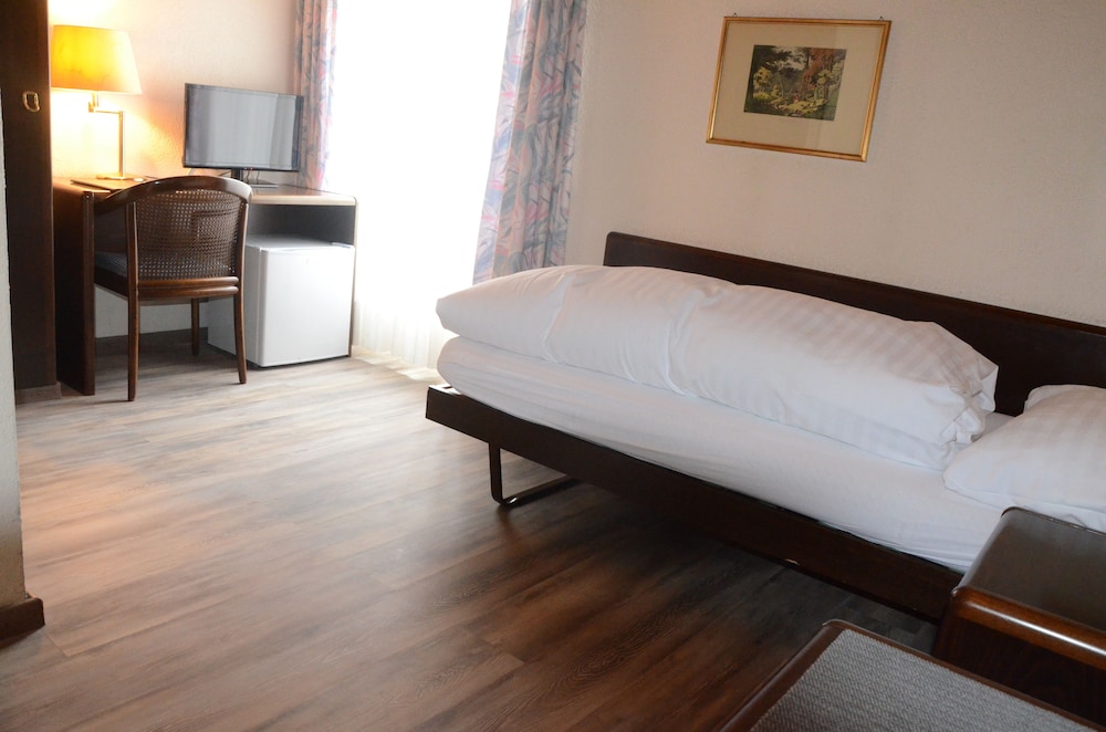 Single Room photo 3
