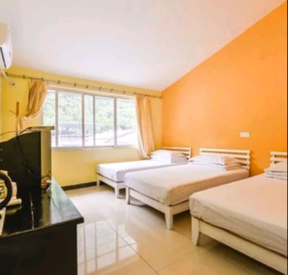 Standard Triple Room photo 1