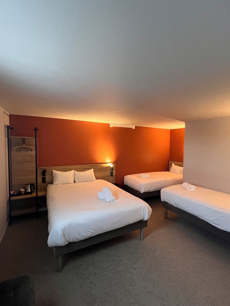 Family Room, Multiple Beds, Non Smoking - Photo 3