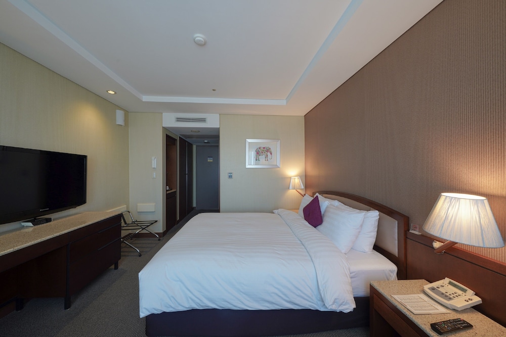 Standard Room, 1 Double Bed (3 paxs to be booked until 3PM) - Photo 5