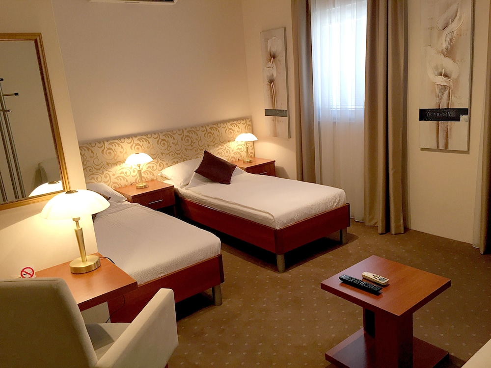 Twin Room photo 2