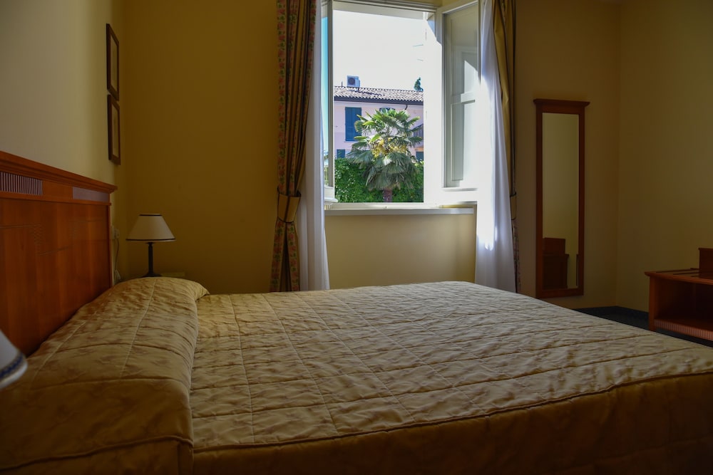 Superior Double Room (Non Smoking Room) photo 1