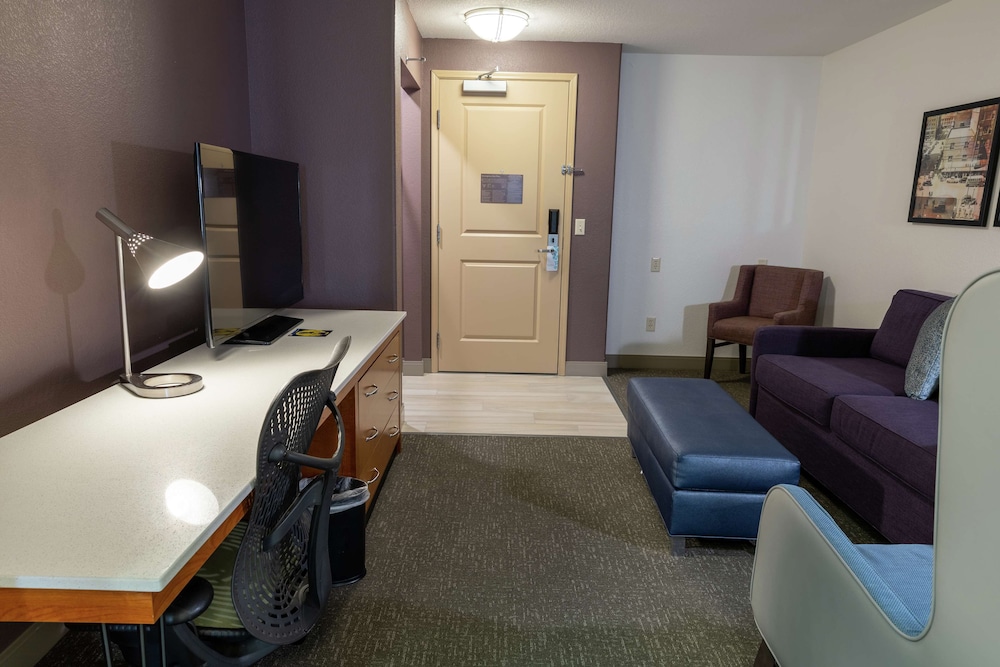 Suite, Non Smoking - Photo 1
