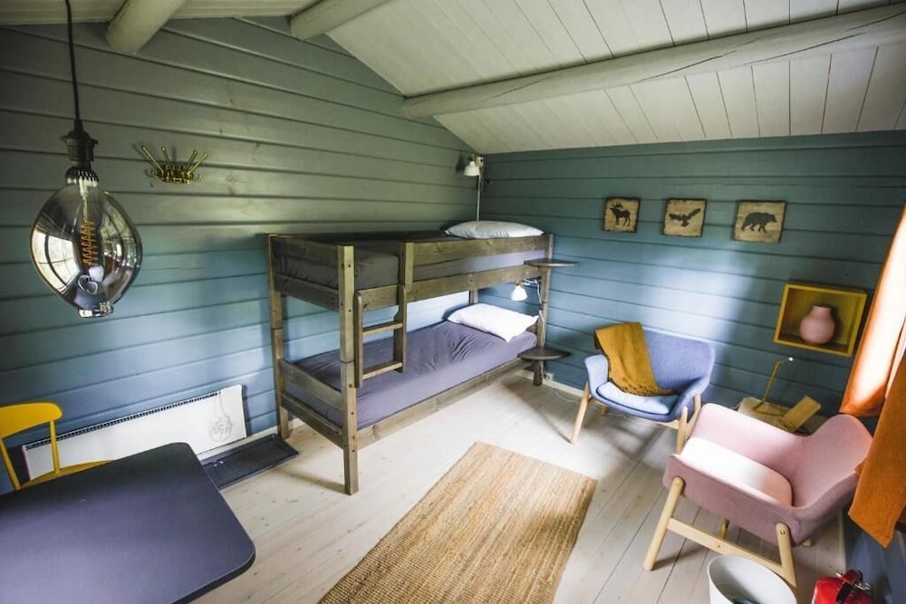 Basic Cabin photo 1
