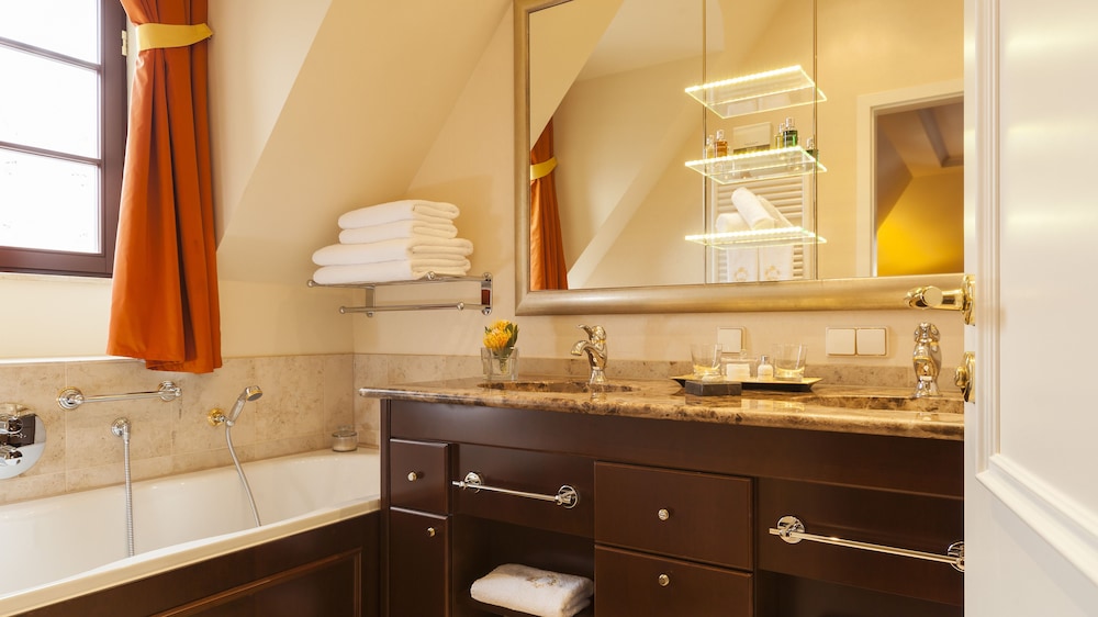 Junior Suite - Photo 14