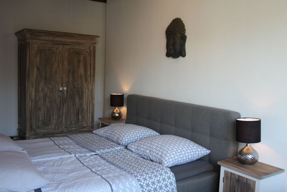 Deluxe Double Room, Courtyard View, Garden Area (Bali) photo 1