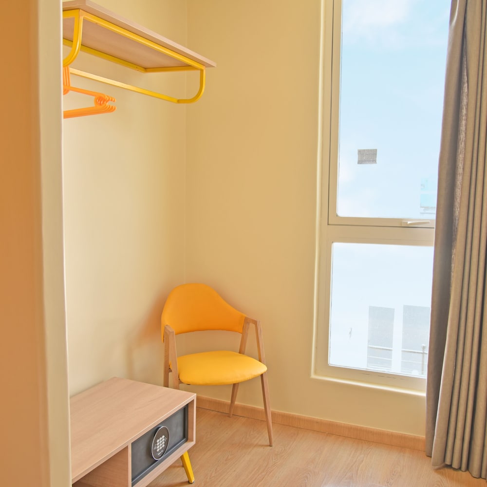 Standard Twin Room - Photo 2