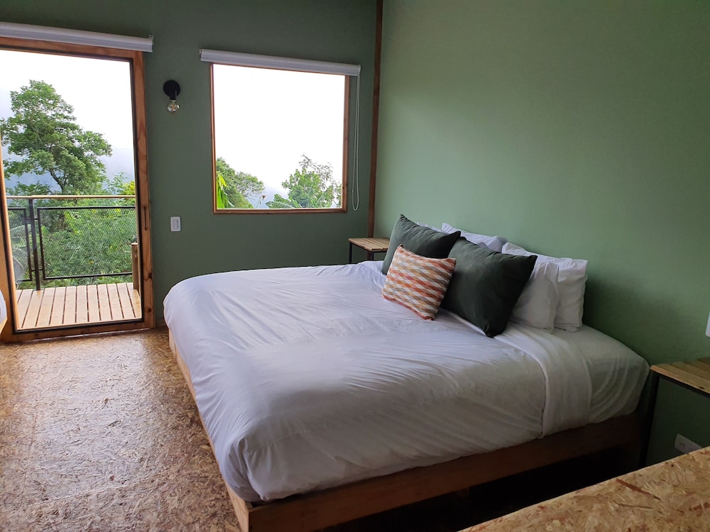 Standard Cabin, Garden View