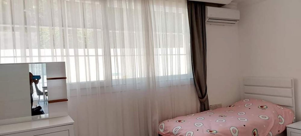 Villa photo 1