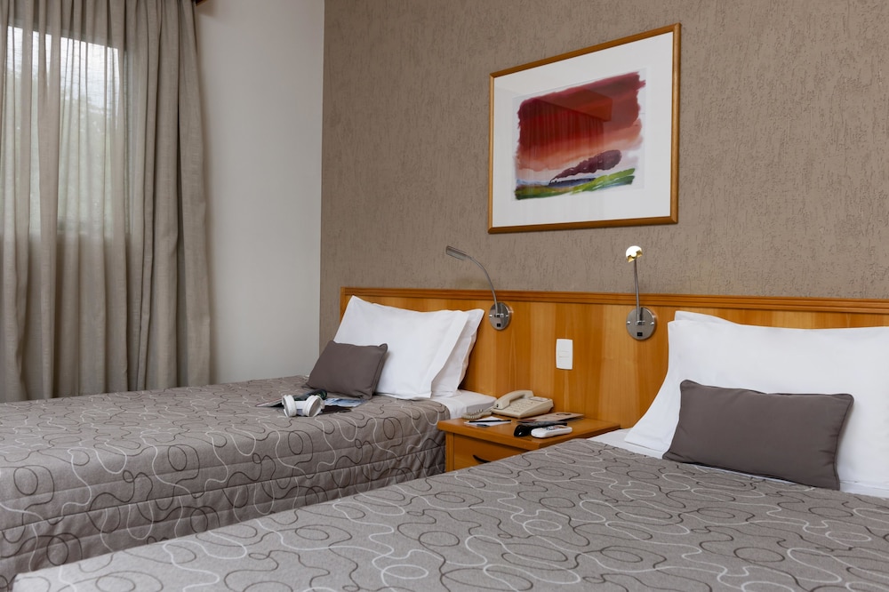 Standard Twin Room photo 3