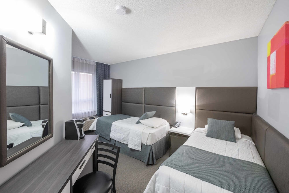 Room, 2 Twin Beds, Non Smoking - Photo 2