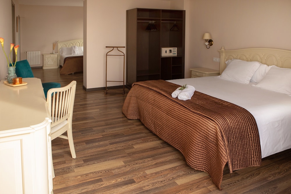 Family Quadruple Room, Balcony (3 adults + 1 child)