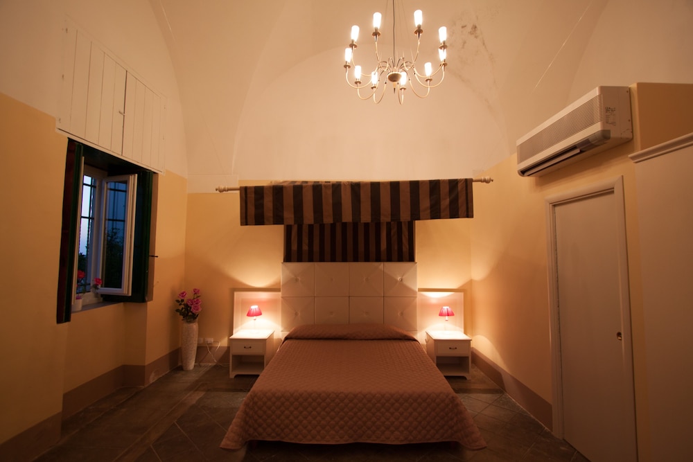 Superior Double or Twin Room photo 2