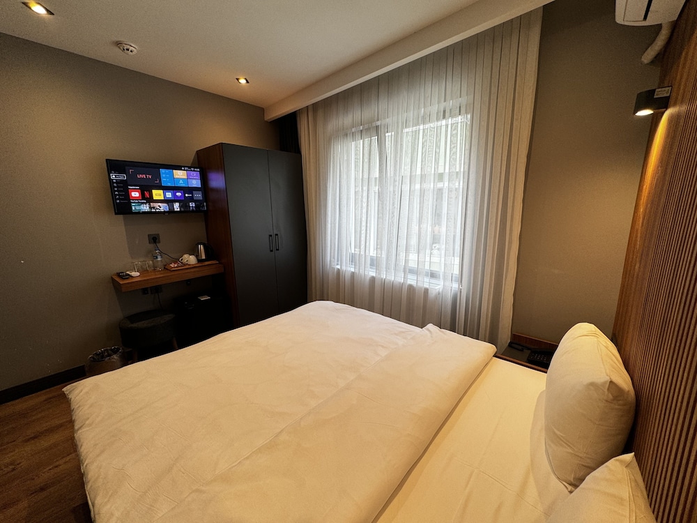 Economy Double Room - Photo 1