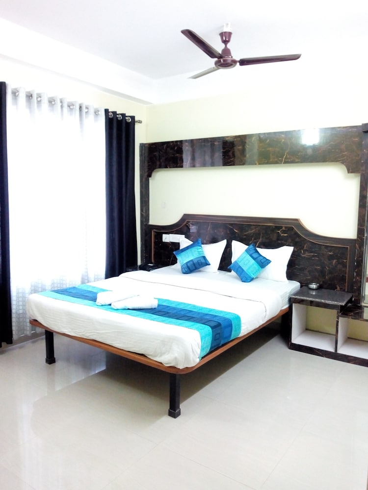 Deluxe Double Room - Photo 2
