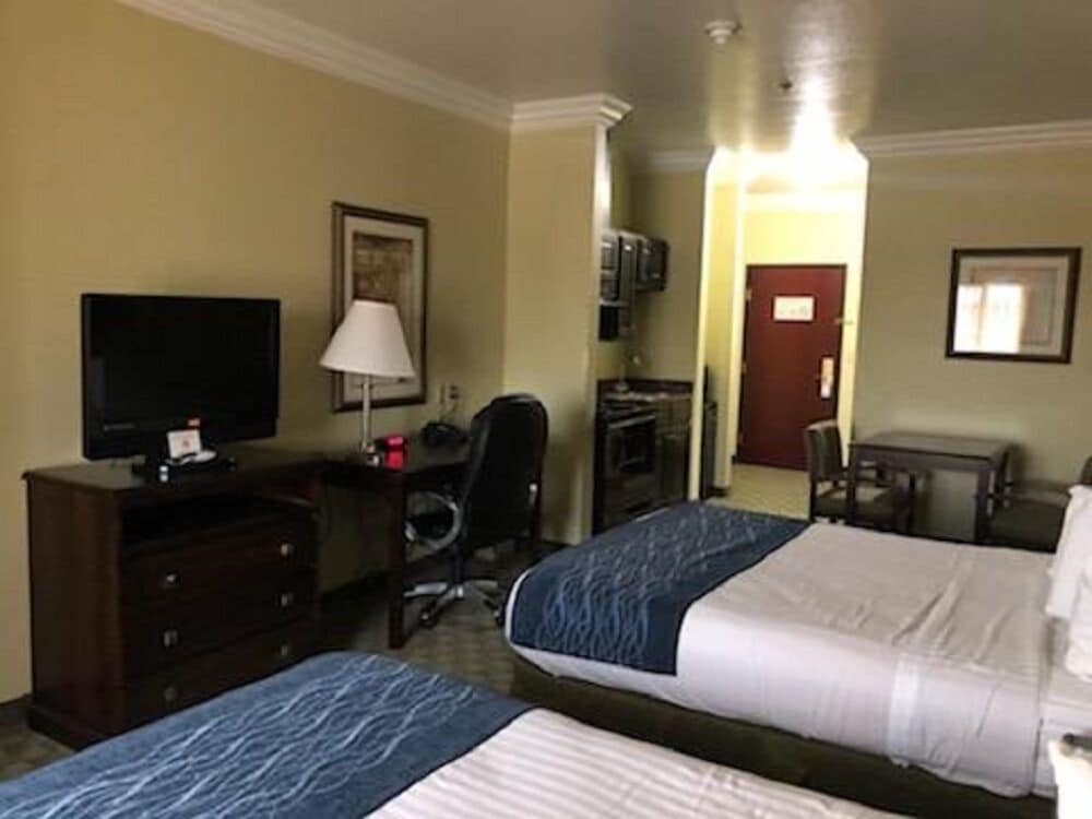 Basic Double Room photo 2