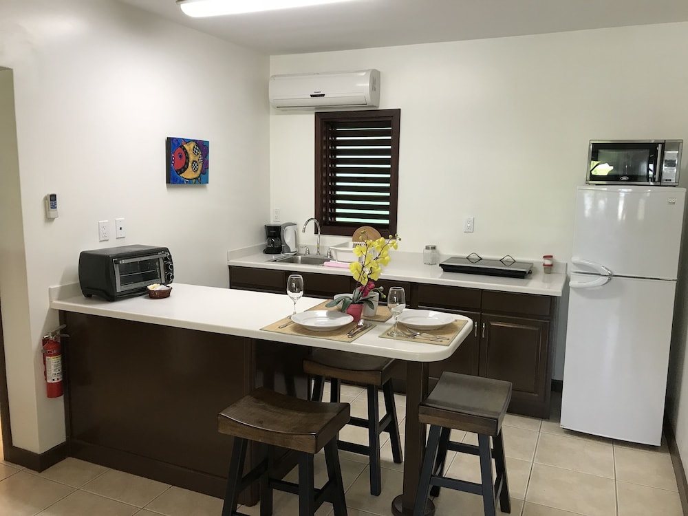 Suite, 2 Twin Beds, Garden View