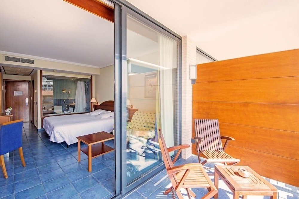 Superior Double Room, Balcony, Canal View - Photo 2