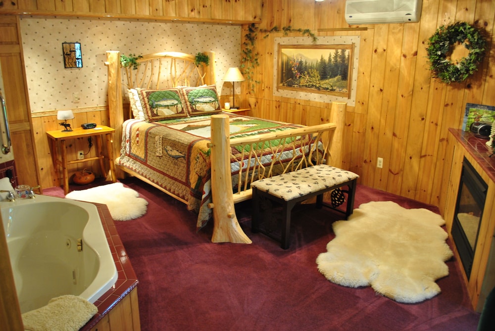 North Woods Room photo 1