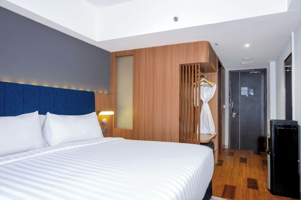 Deluxe Premier Room - Photo 1