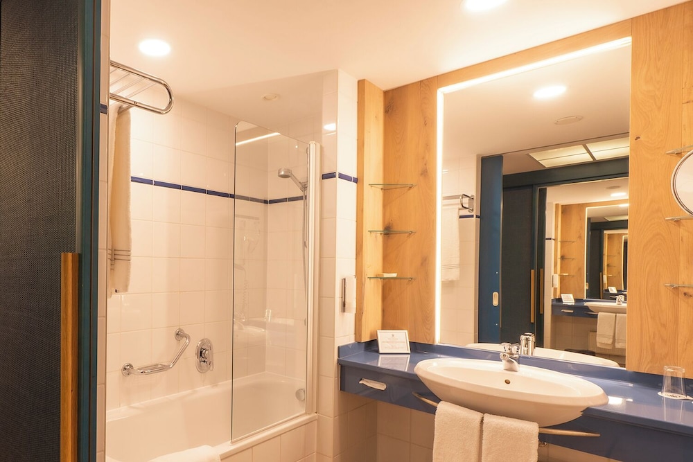 Superior Double Room, 1 Bedroom, Balcony, Pool View photo 3